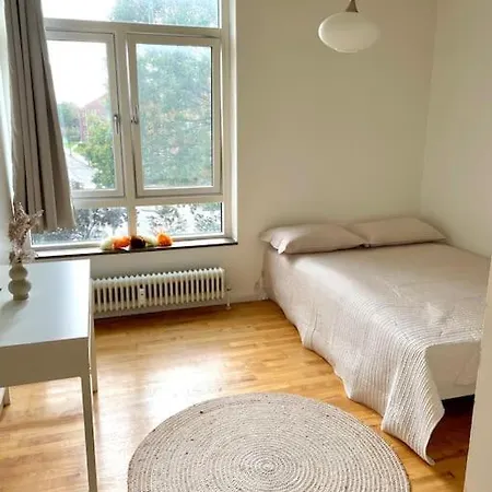 Vaerelse Pa Frederiksberg Kopenhaga